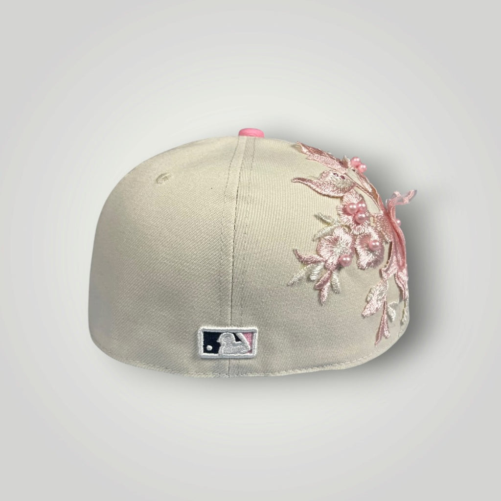 cap beige e rosa