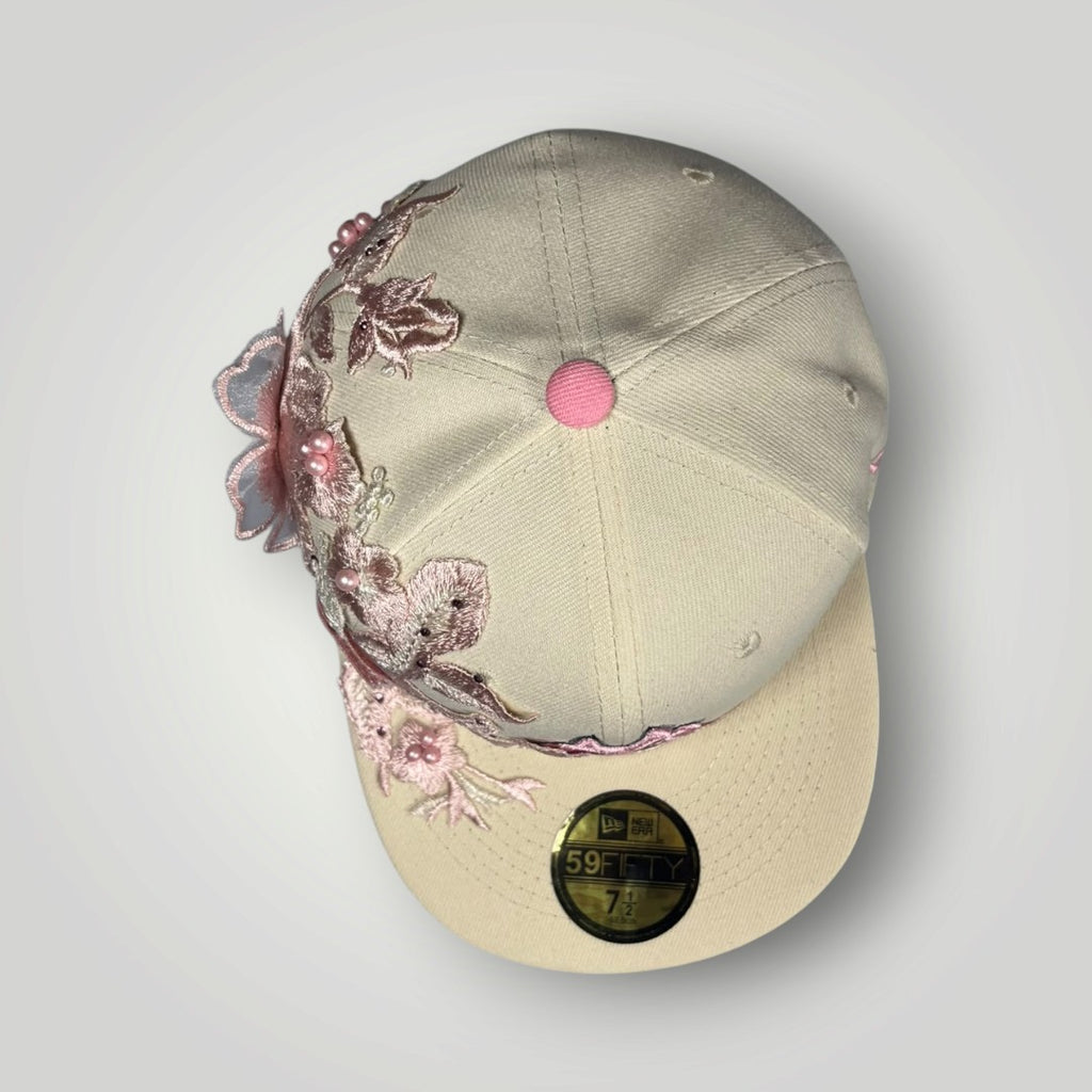 cap beige e rosa